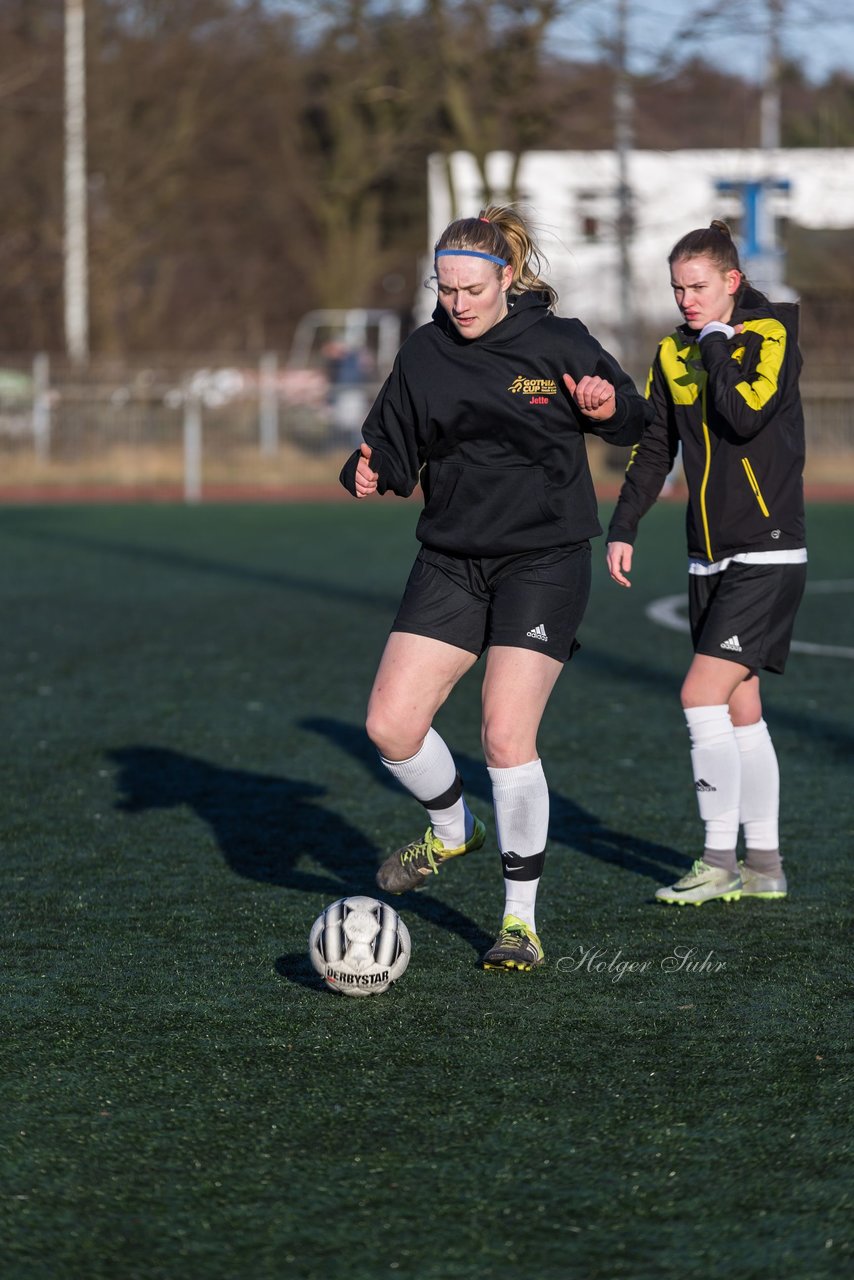 Bild 55 - Frauen SG Holstein Sued - SV Gruenweiss-Siebenbaeumen : Ergebnis: 0:2